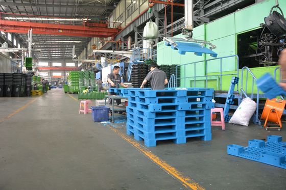 High Density Polyethylene Grid Plastic Pallet for Light Duty Shipping Static Load 2T