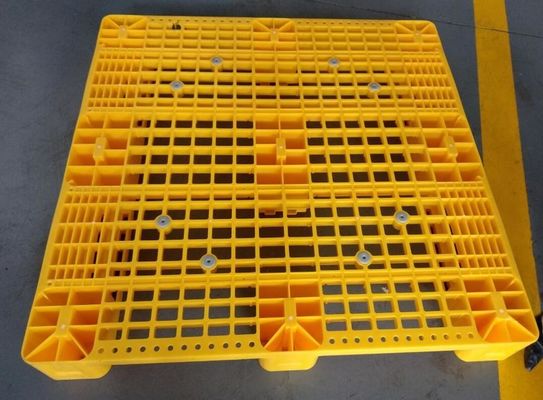 -Made HUADING Heavy-Duty Single-Faced Forklift Plastic Pallet for Racking 4-Way Entry