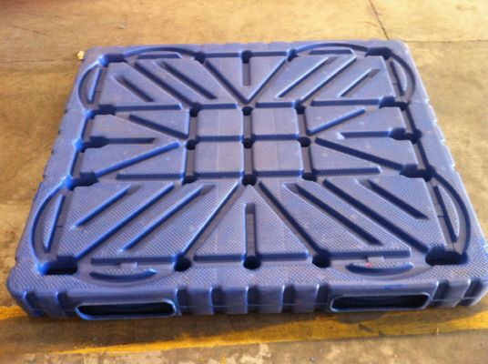 HUADING Single-Faced Euro Pallet Blow Molding Plastic 4-Way Entry Type Dynamic Load 1.5T