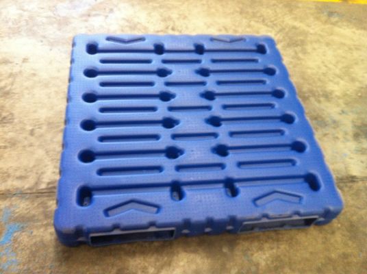 HUADING Single-Faced Euro Pallet Blow Molding Plastic 4-Way Entry Type Dynamic Load 1.5T
