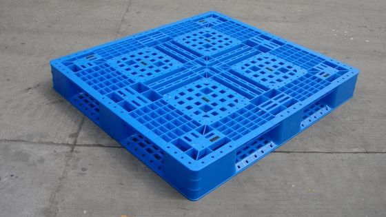 Stacking 6 Runners Plastic Pallet 1200x1100x150 mm for Cold Storage in Industry