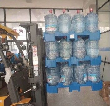 1000kg Dynamic Load HUADING 12 Bottle 1000*800 Water Bucket Plastic Pallet Heavy Duty